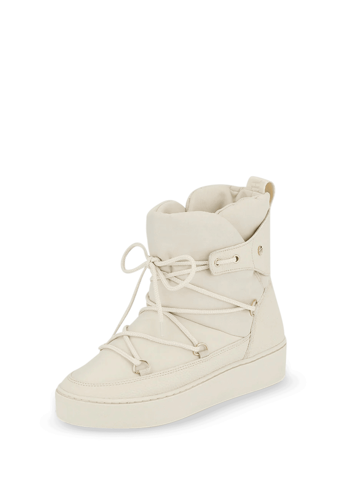 Frontalansicht auf neutralem Hintergrund des Produktes Cozy Lace Up in der Farbe Crema