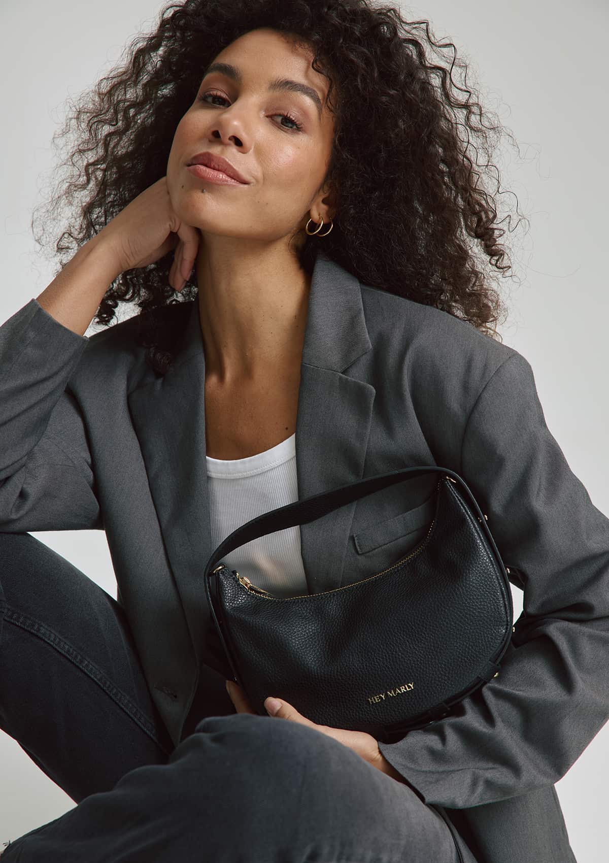 Produktabbildung auf neutralem Hintergrund des Produktes Lifetime Sister S in der Farbe Black in der Größe S