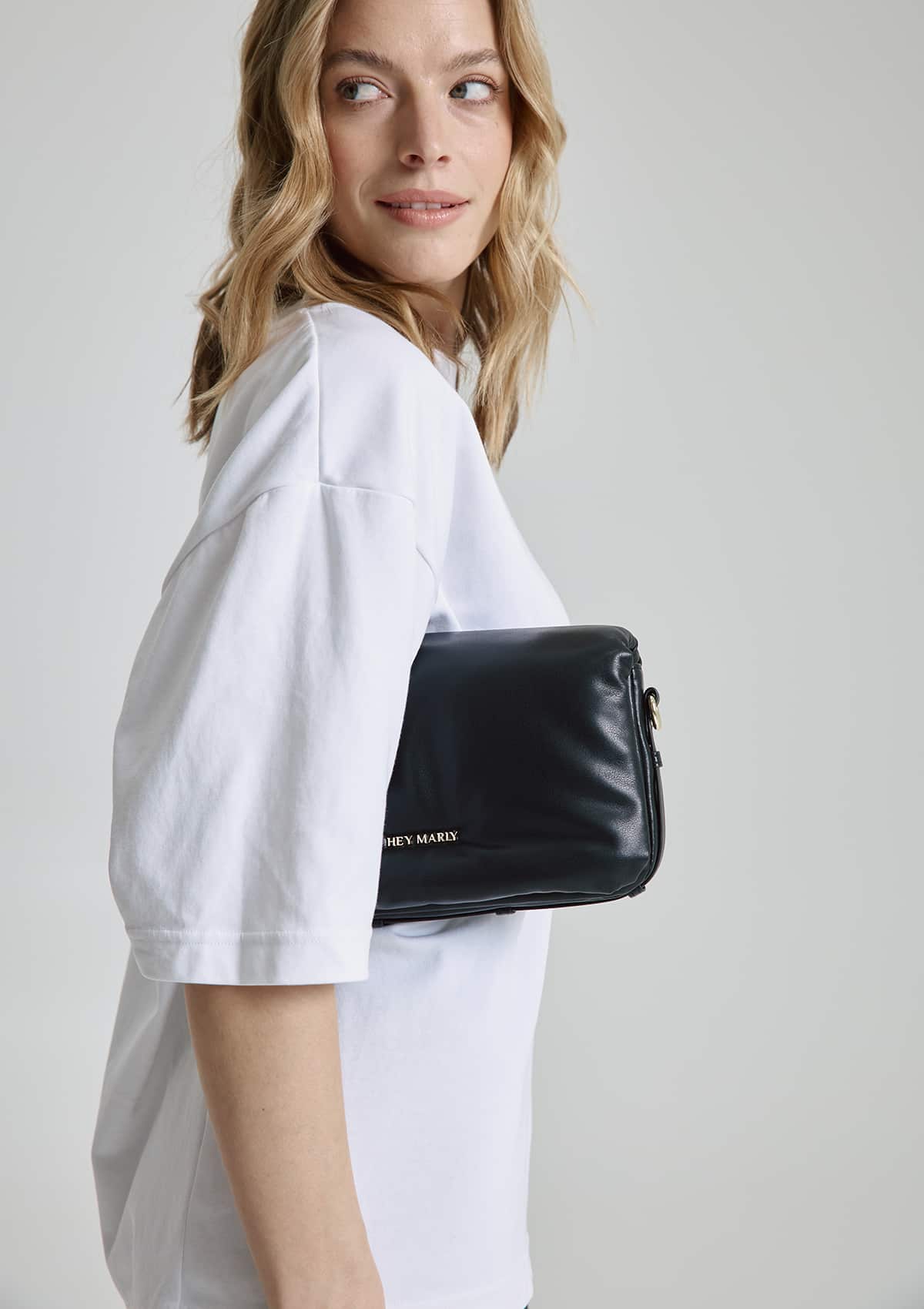 Coussin Sassy Sister - Noir