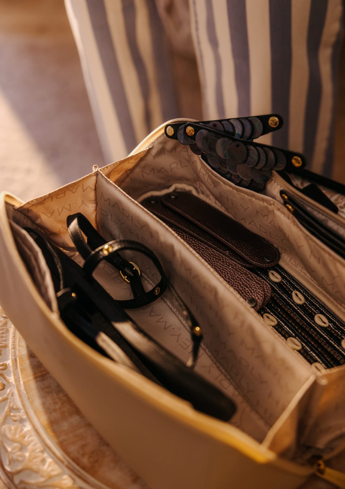 Sandal Travel Case - Crema