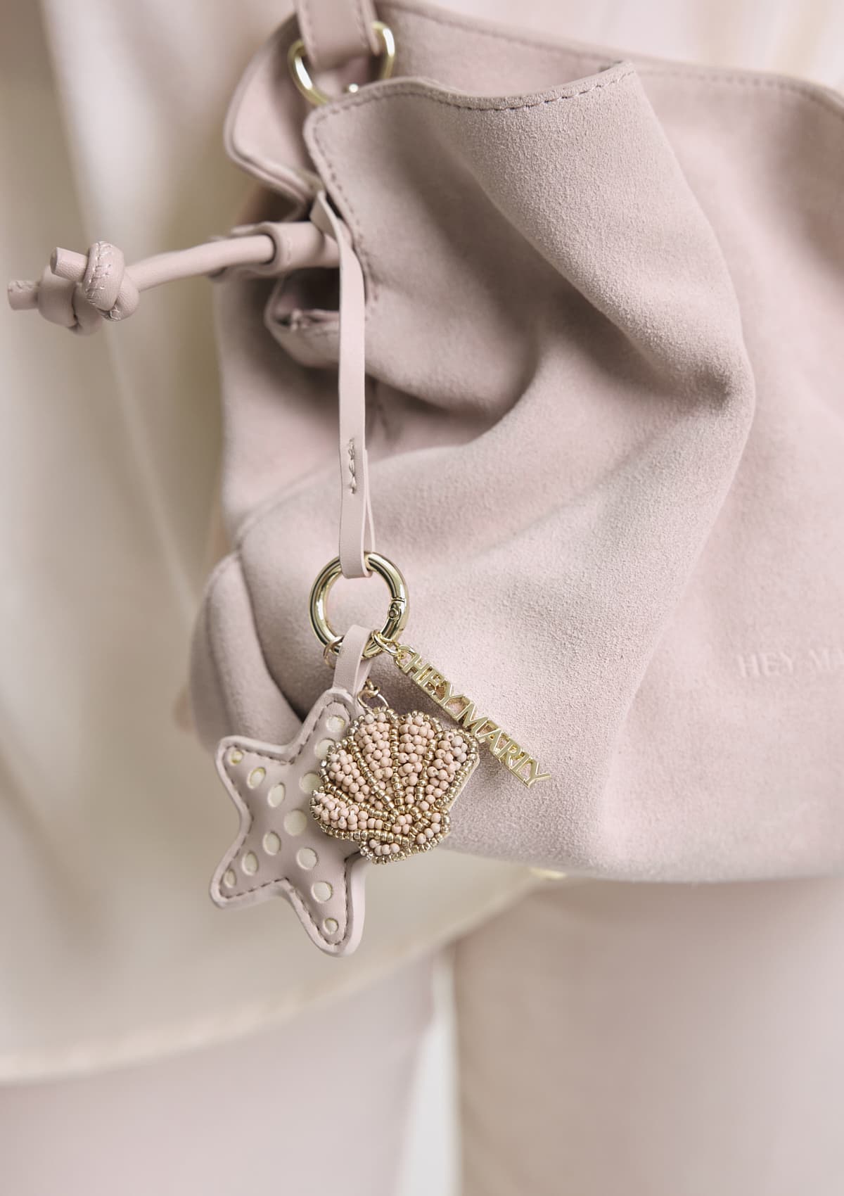 Sea Star & Shell Charm - Nude