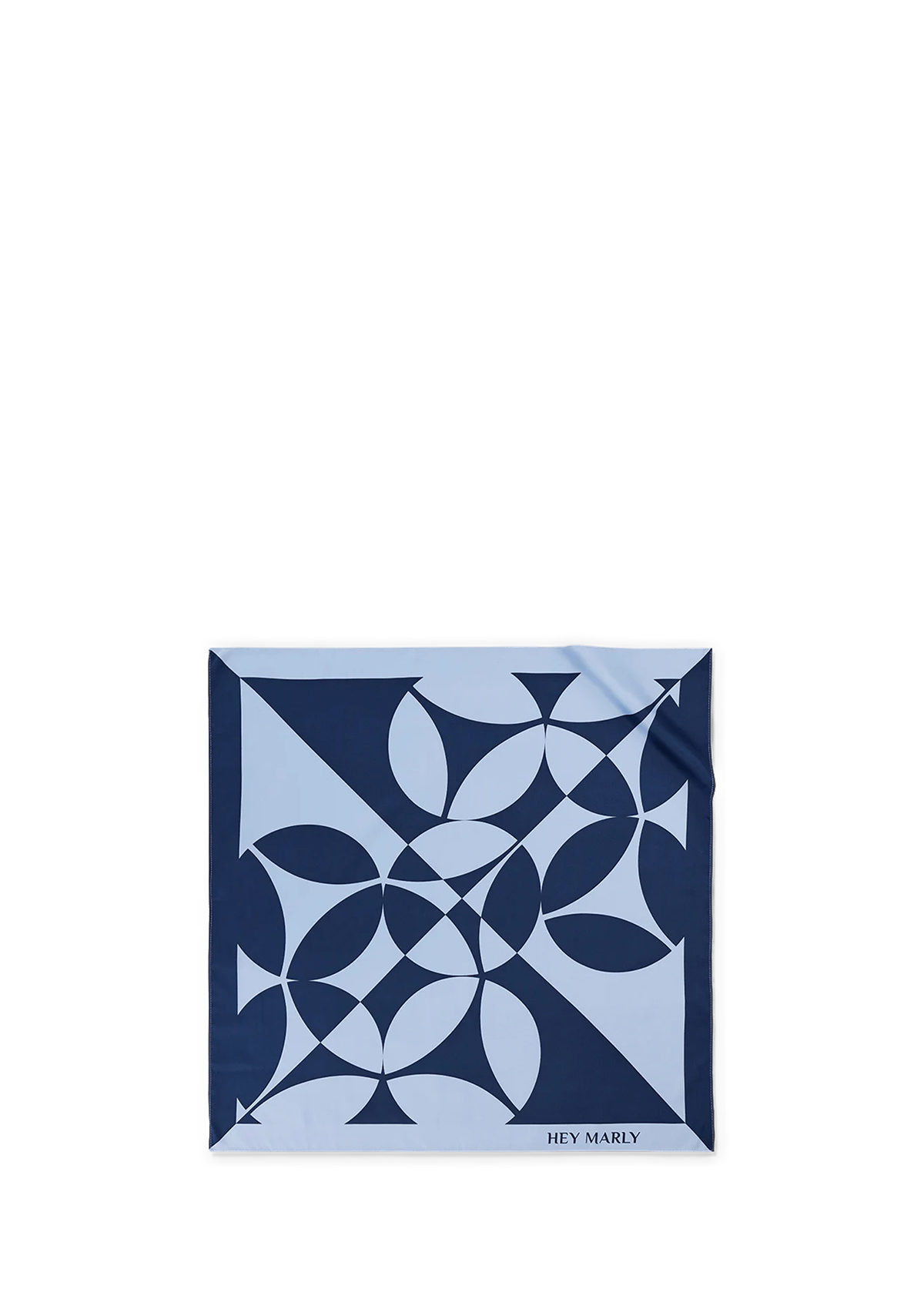Frontalansicht auf neutralem Hintergrund des Produktes Silky Star Logo Print in der Farbe Blue/Dark Blue