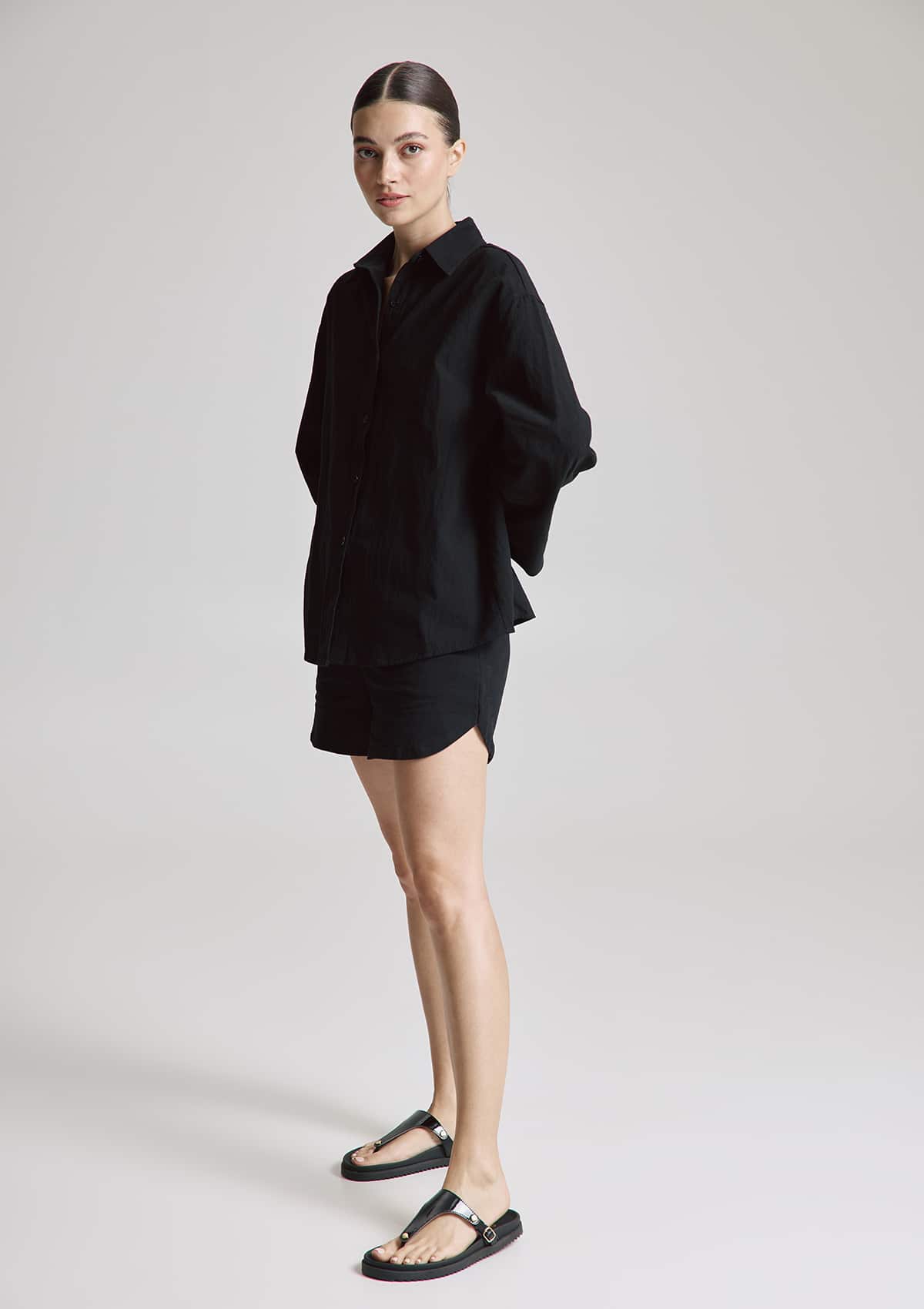 City Gloss - Casual Clean Black