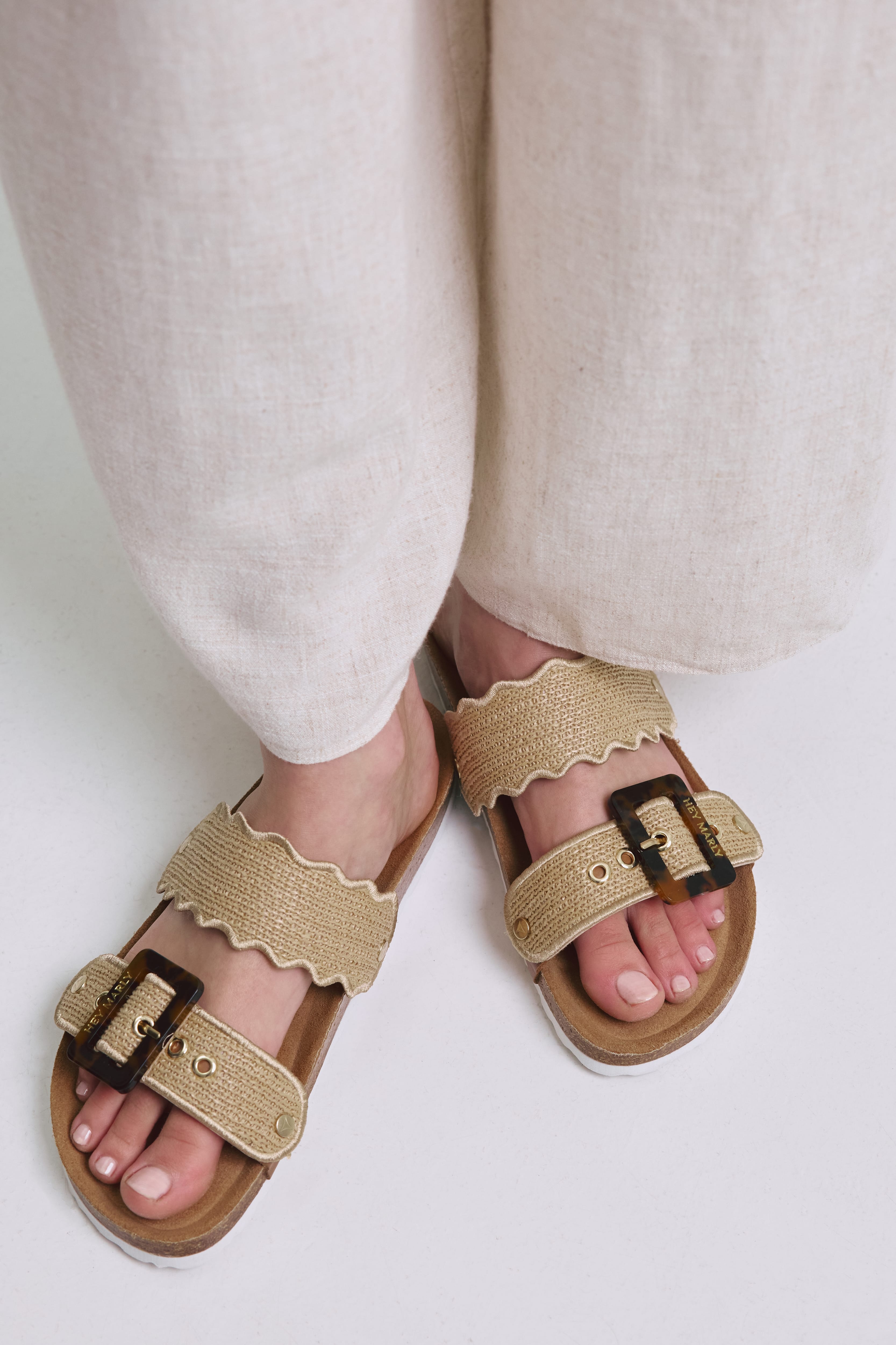 Produktabbildung auf neutralem Hintergrund des Produktes Sandy Chic in der Farbe Casual Cork