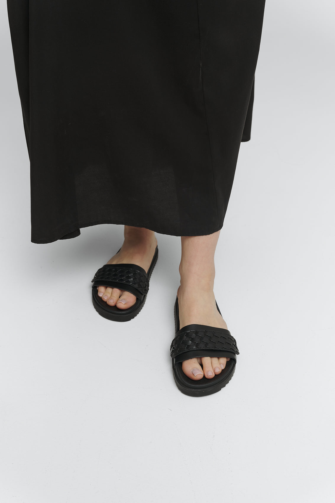 Urban Twist - Casual Clean Black