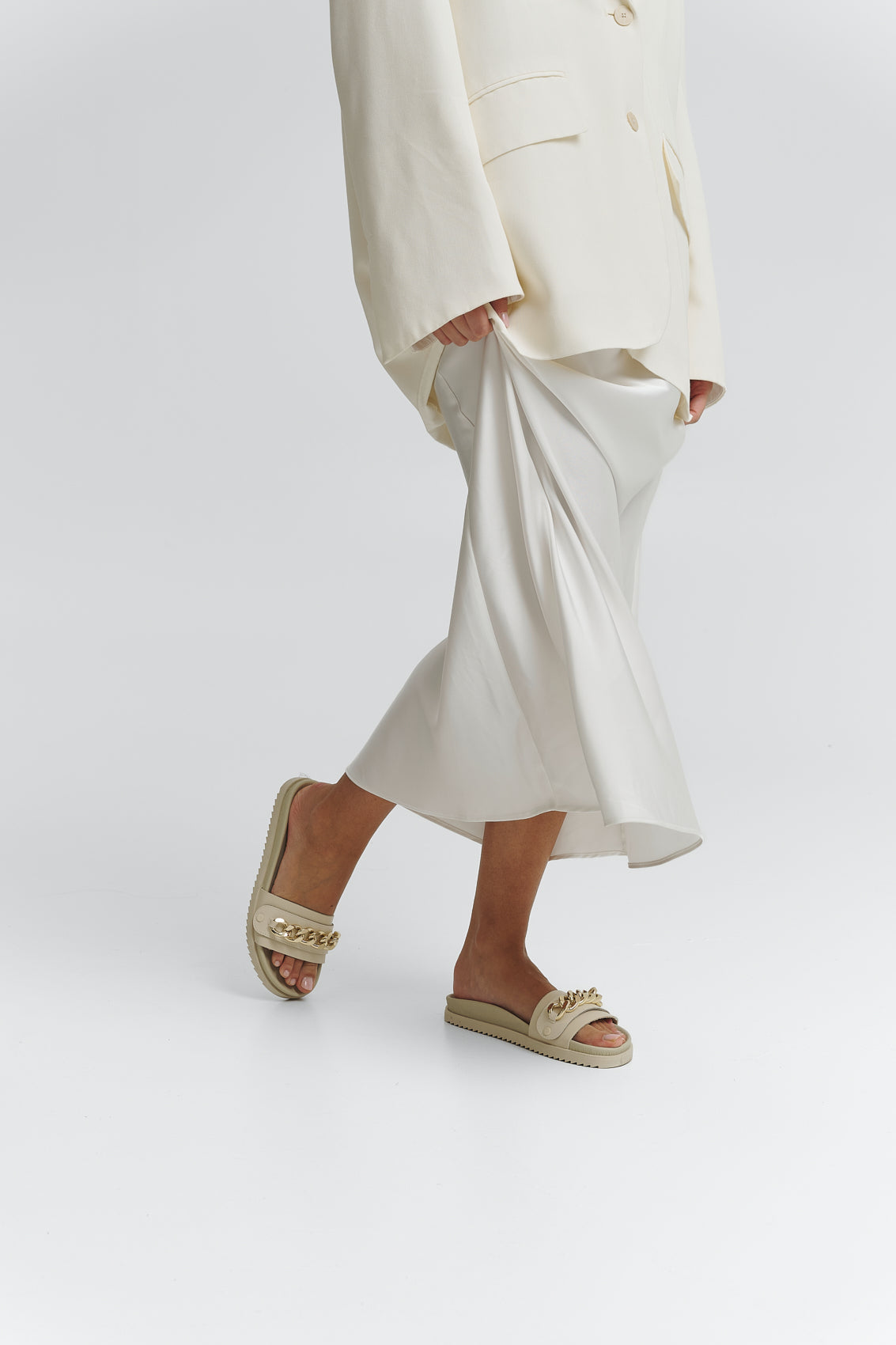 Gold Chain - Casual Clean Crema