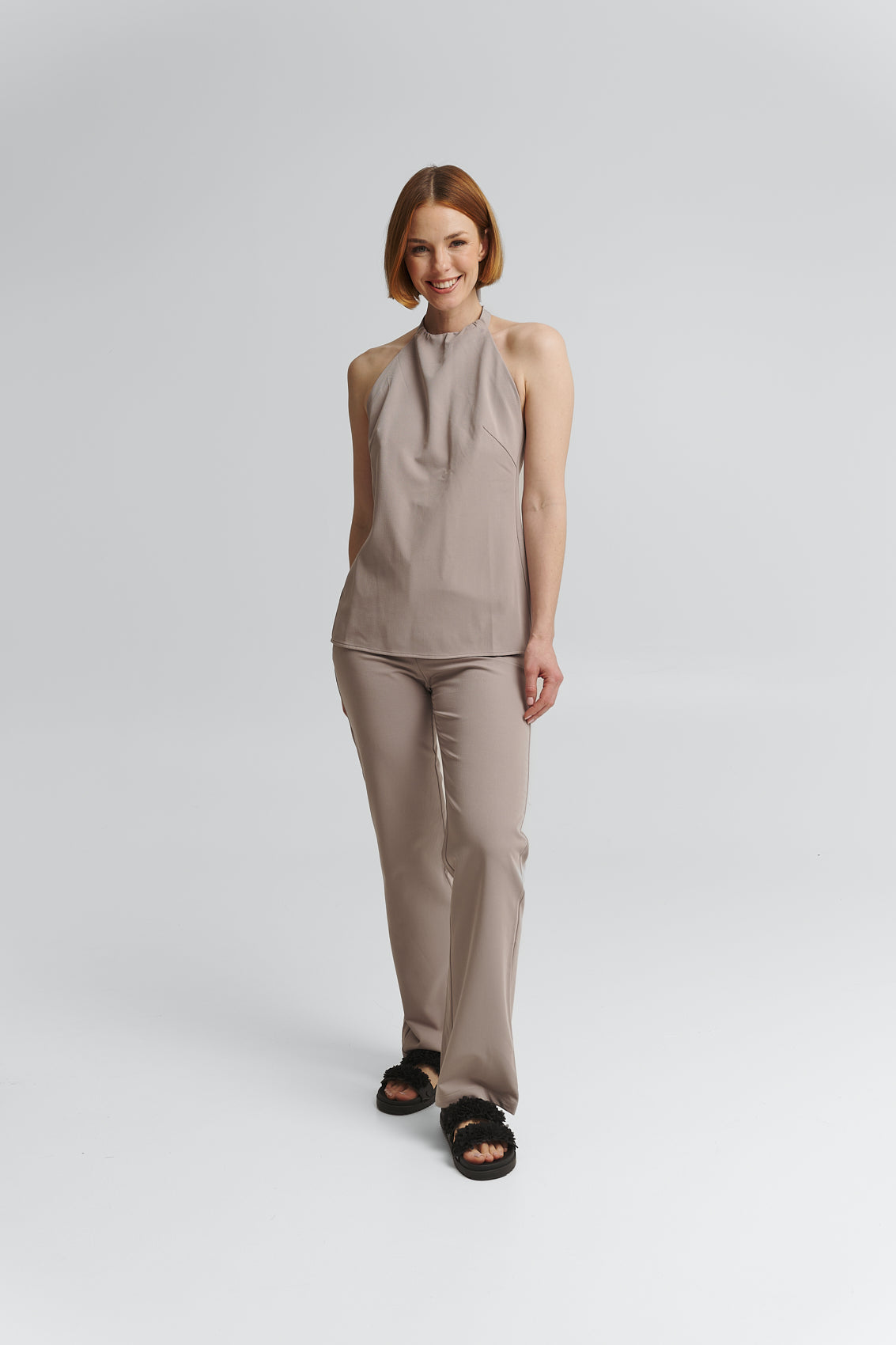 Soft Flower - Casual Clean Black