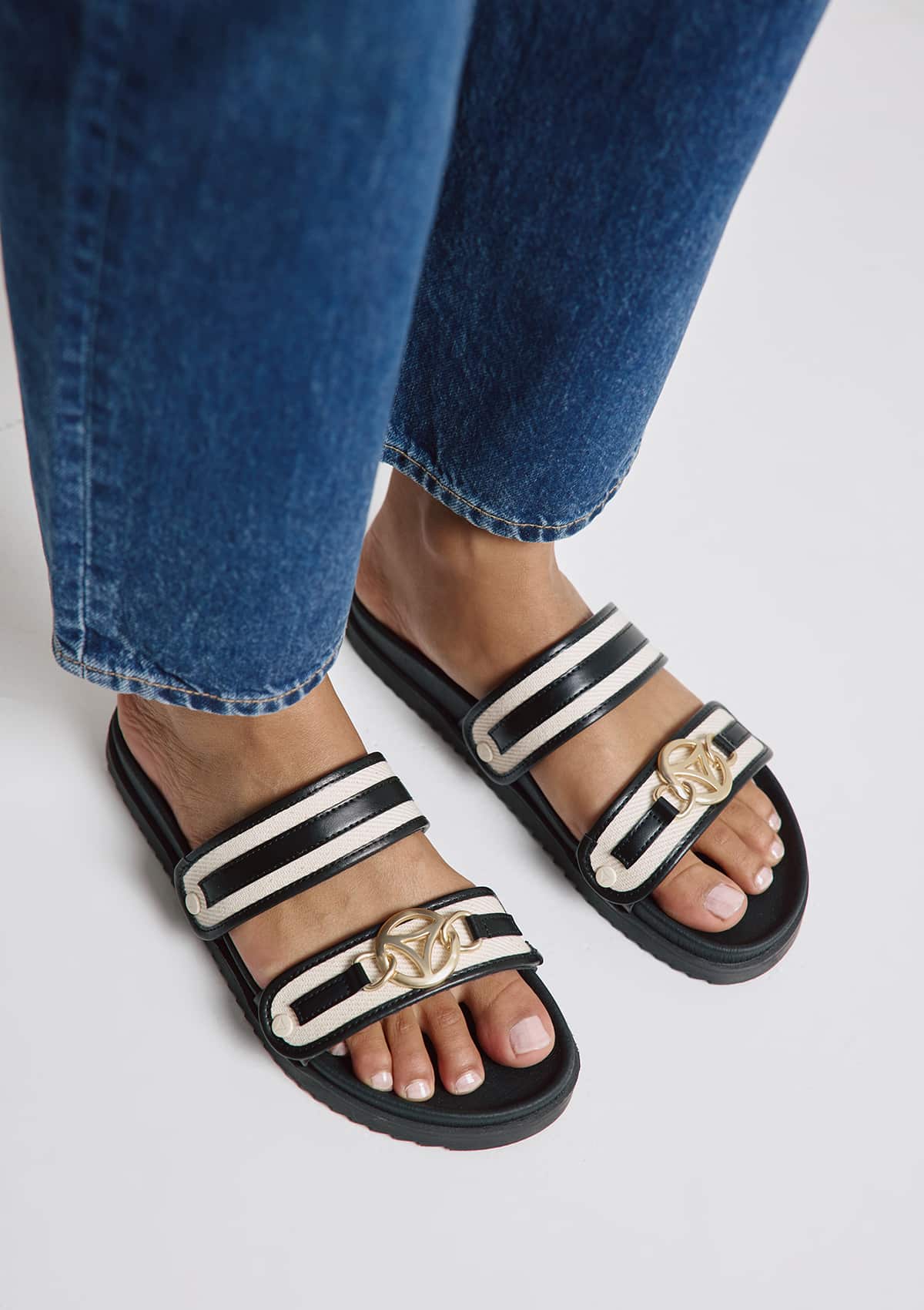 Golden Icon - Crema-Black