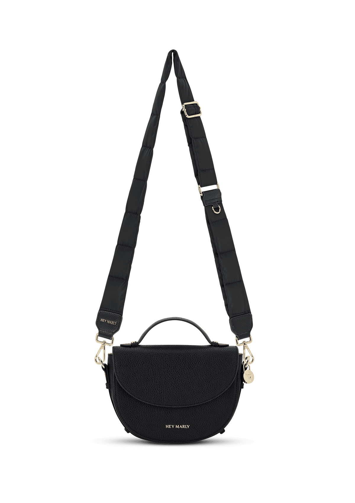 Seitenansicht auf neutralem Hintergrund des Produktes Puffy Nylon Strap in der Farbe Black