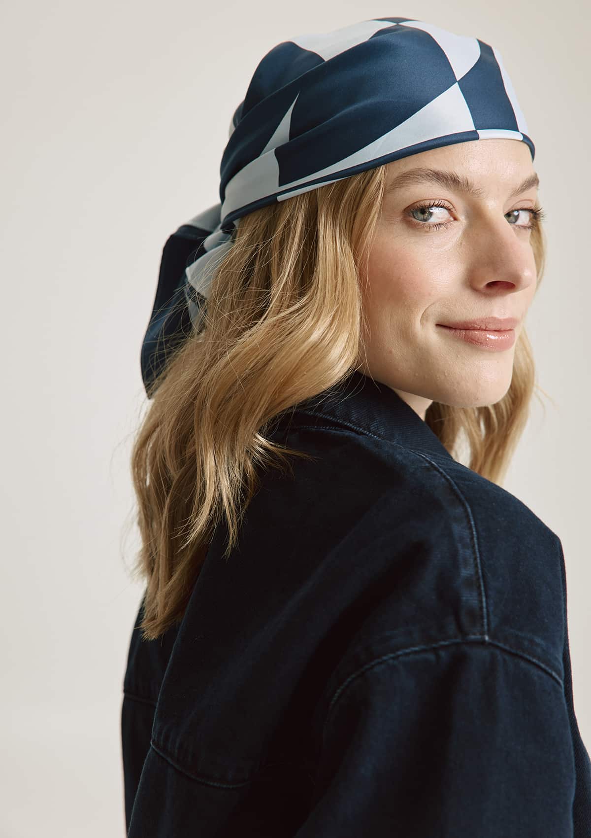 Silky Star Logo Print - Blue/Dark Blue