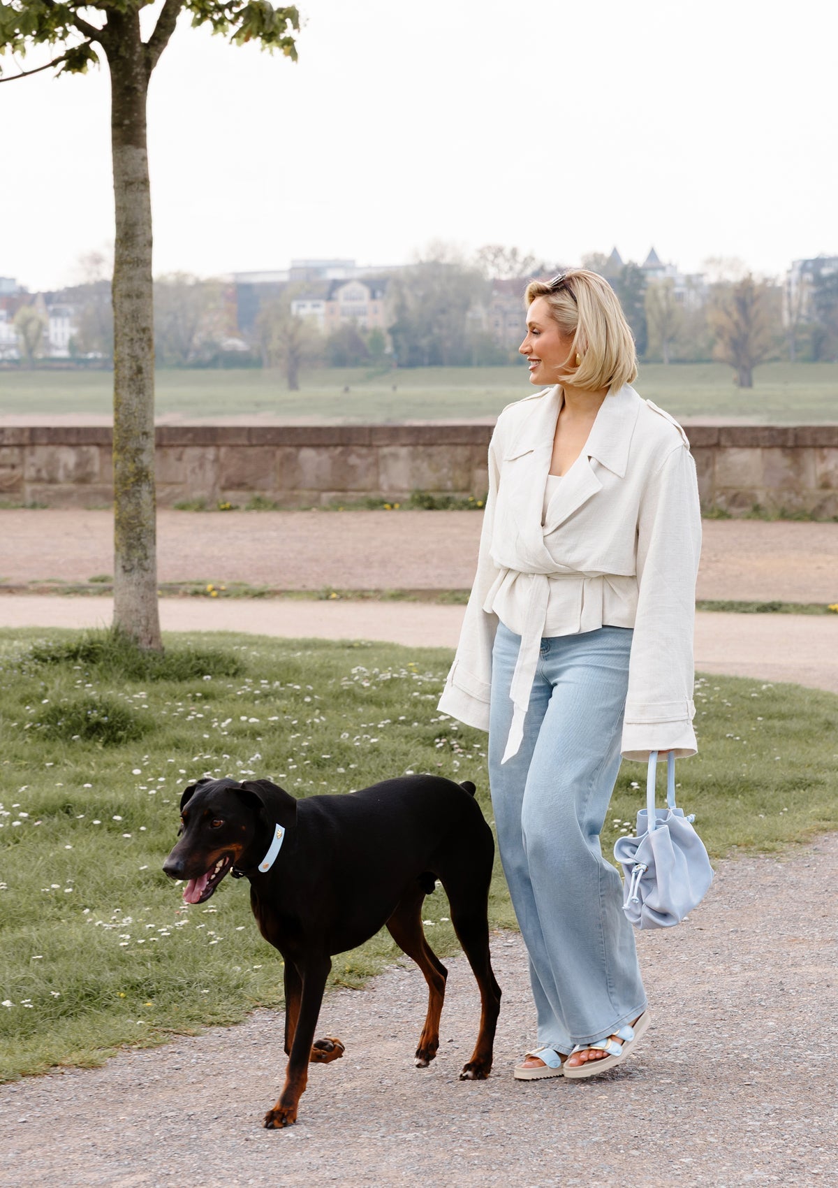 Produktabbildung auf neutralem Hintergrund des Produktes Dog Topping City Gloss L in der Farbe Classic Dog Collar L in der Größe L