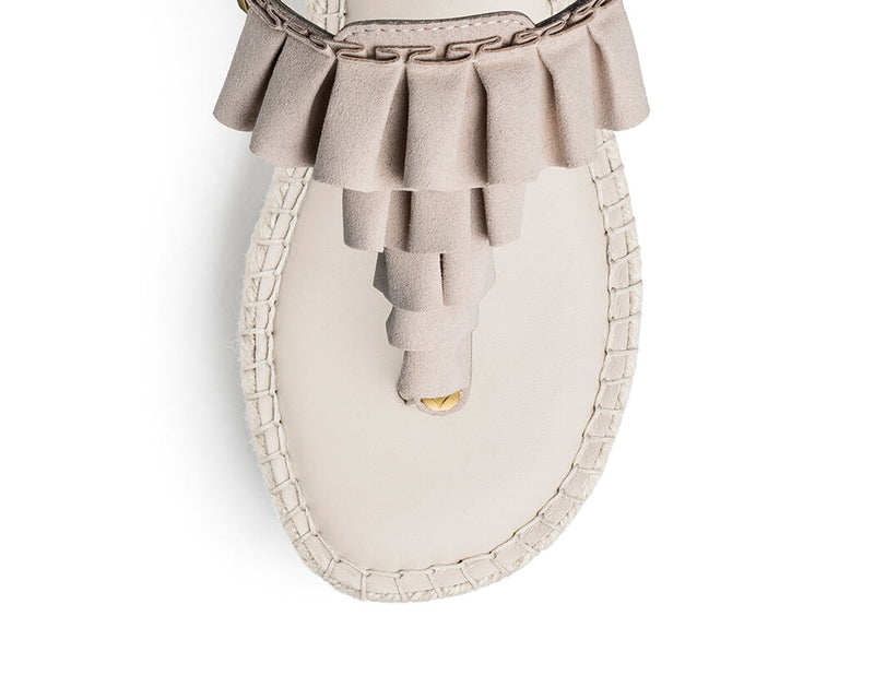 Ruffle Romance - Wedge Bast Mid Crema TS